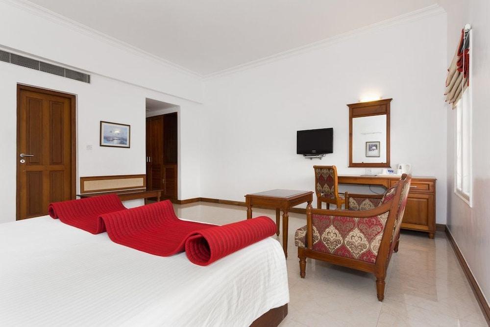 The Avenue Center Hotel Kochi Εξωτερικό φωτογραφία