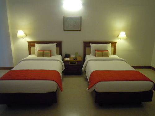 The Avenue Center Hotel Kochi Εξωτερικό φωτογραφία