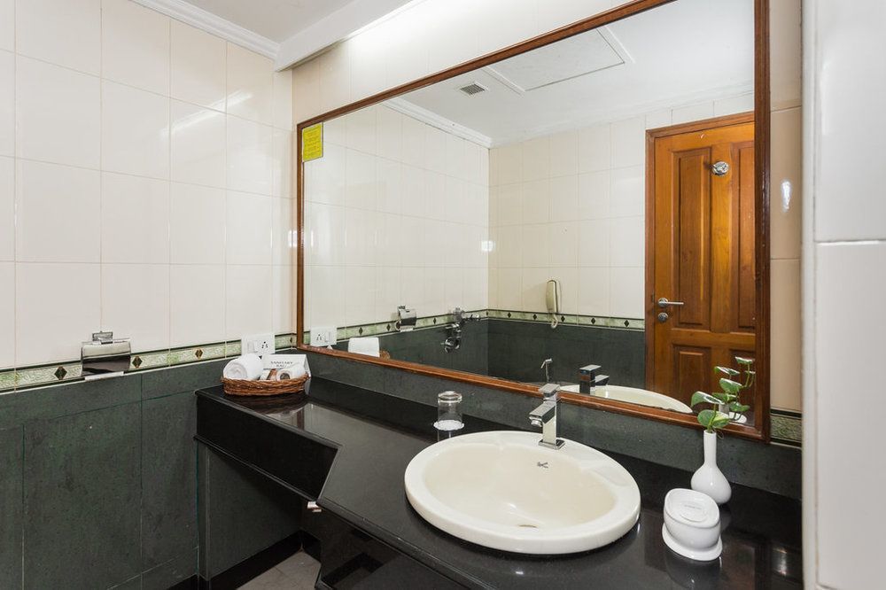 The Avenue Center Hotel Kochi Εξωτερικό φωτογραφία
