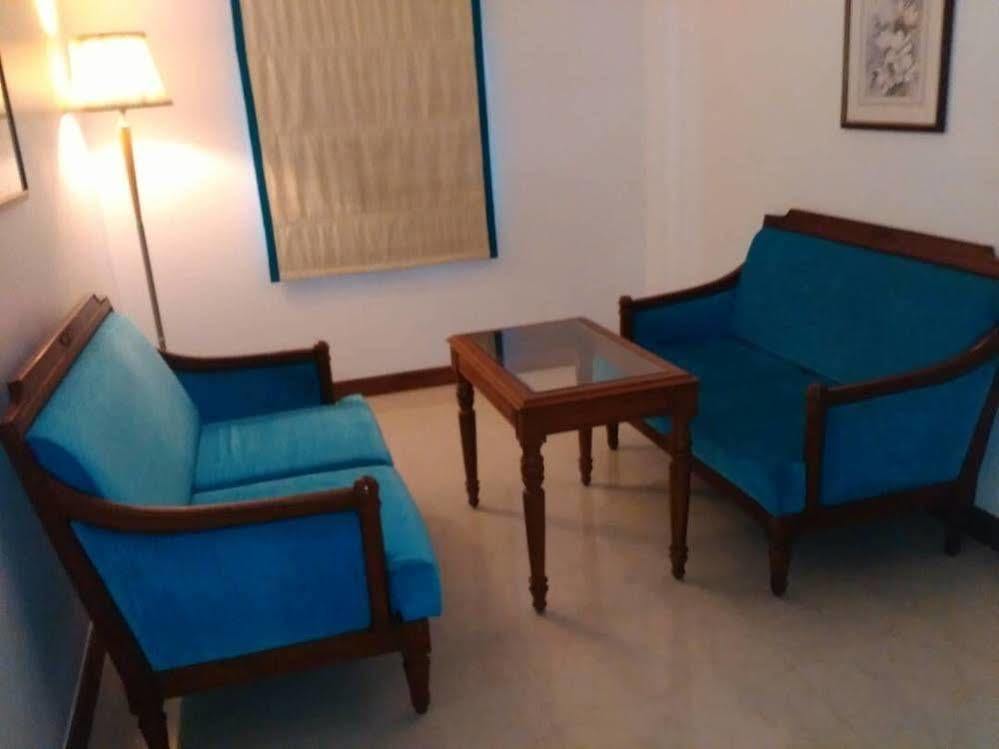 The Avenue Center Hotel Kochi Εξωτερικό φωτογραφία