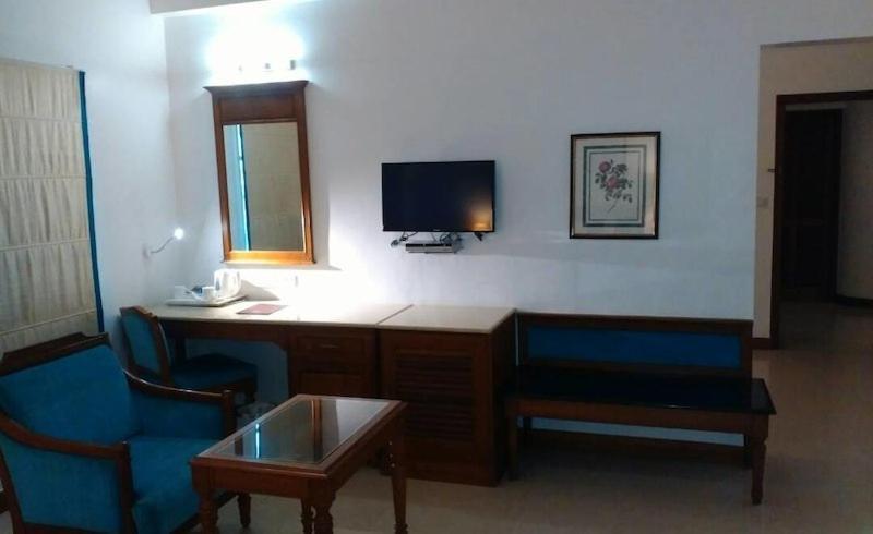 The Avenue Center Hotel Kochi Εξωτερικό φωτογραφία