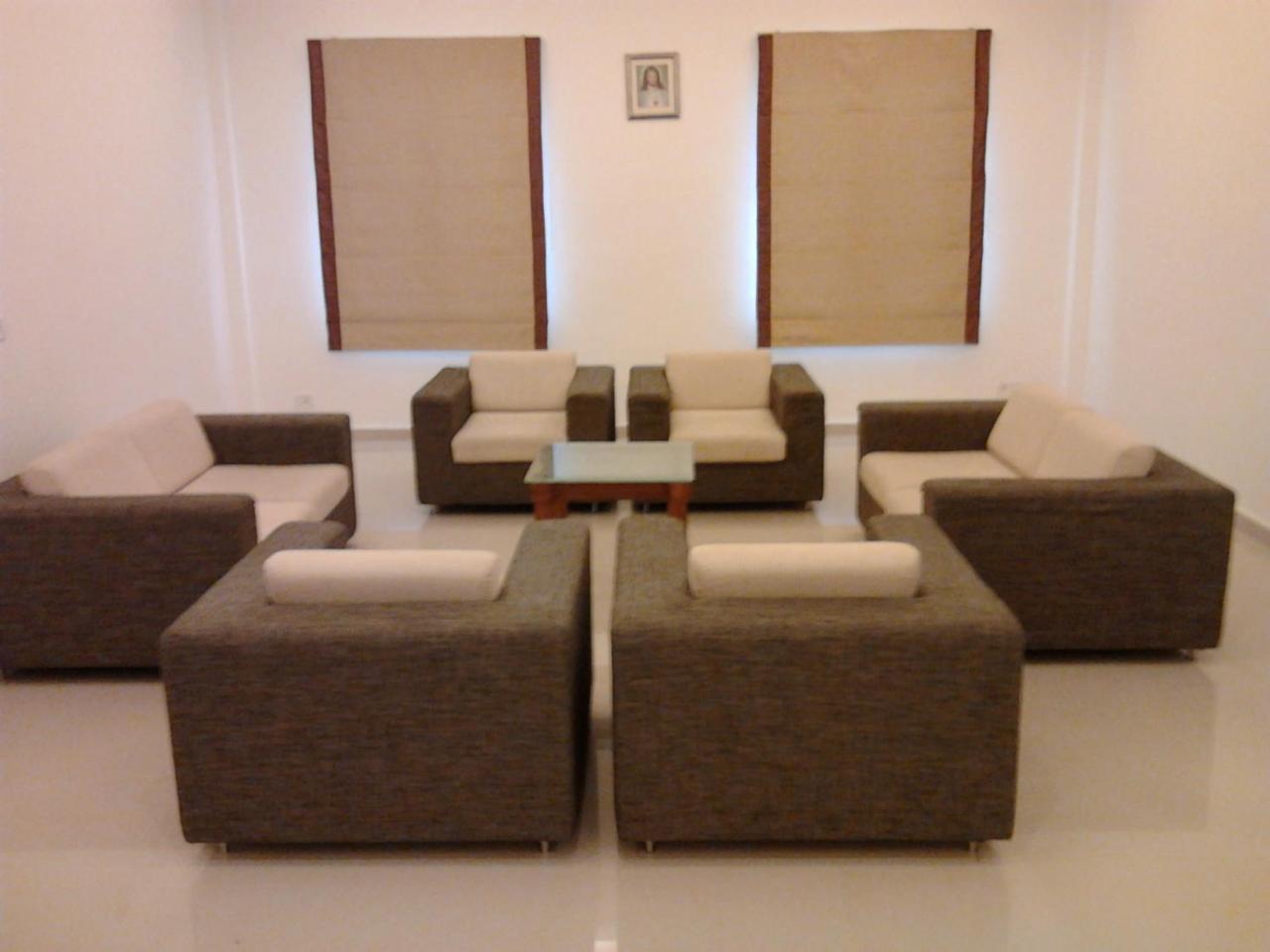 The Avenue Center Hotel Kochi Εξωτερικό φωτογραφία